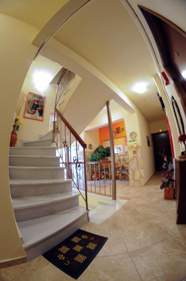 Nefeli Rooms بيفكي المظهر الخارجي الصورة